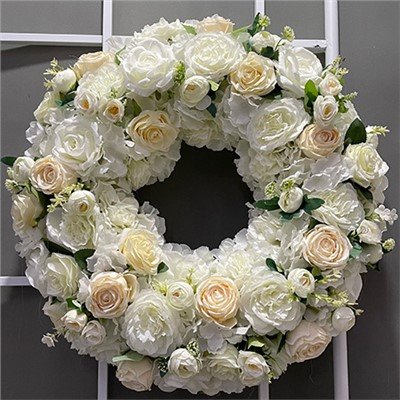 Centerpieces tat-tieġ tal-kuruna tal-fjuri